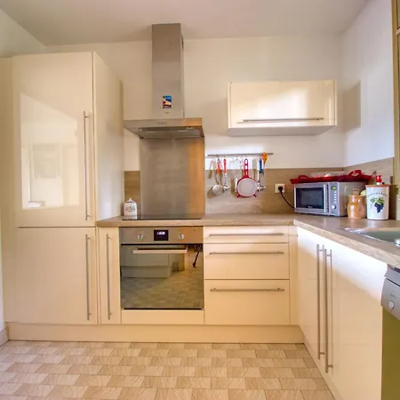 4 People - Swimming Pool And Tennis - Garage Lägenhet Antibes